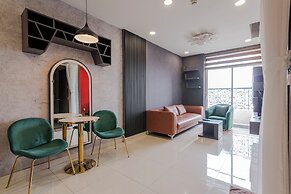 Le Places The Grand Riverside Saigon Apartment