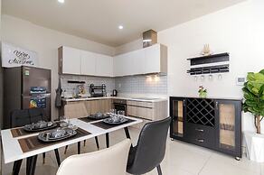 Le Places The Grand Riverside Saigon Apartment