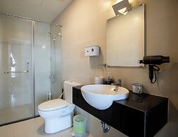 Le Places The Grand Riverside Saigon Apartment