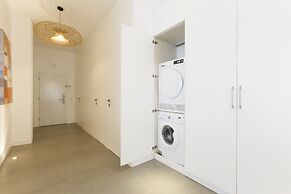 AirTLV-Bazel Apartment With Balcony