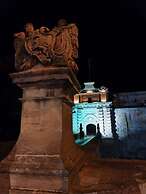 Rabat l.o. MDINA-THE BEDROOM-TUB