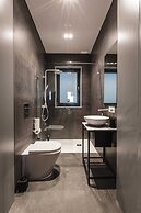 Rabat l.o. MDINA-THE BEDROOM-TUB