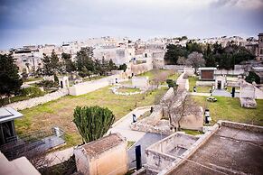 Rabat l.o. MDINA-THE BEDROOM-TUB