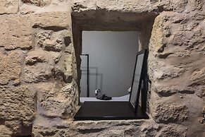 Rabat l.o. MDINA-THE BEDROOM-TUB