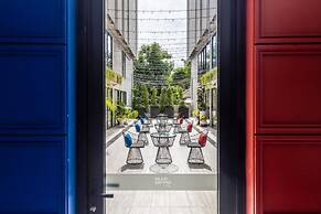 Blue Hippo Hotel