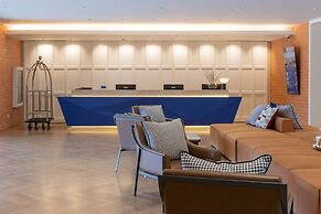 Blue Hippo Hotel
