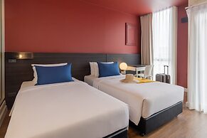 Blue Hippo Hotel