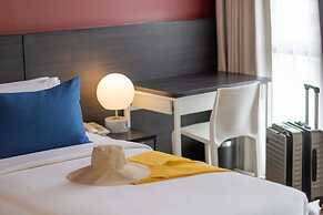 Blue Hippo Hotel