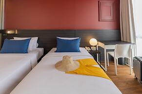Blue Hippo Hotel