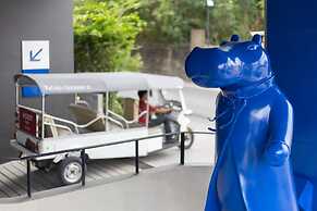 Blue Hippo Hotel
