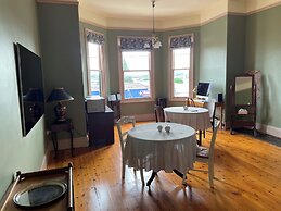 The Exchange Beaconsfield - Offering Heritage Accommodation