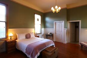 Exchange Hotel Beaconsfield