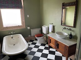 Exchange Hotel Beaconsfield