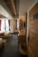 HOTEL MERA PEAK PVT LTD