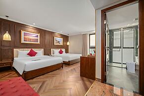 Golden Lotus Luxury Hotel Da Nang