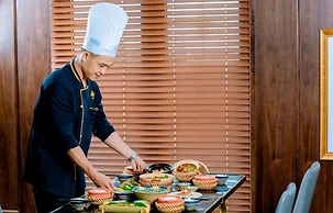 Golden Lotus Luxury Hotel Da Nang