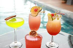 Golden Lotus Luxury Hotel Da Nang