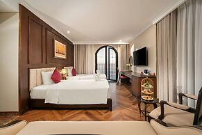 Golden Lotus Luxury Hotel Da Nang