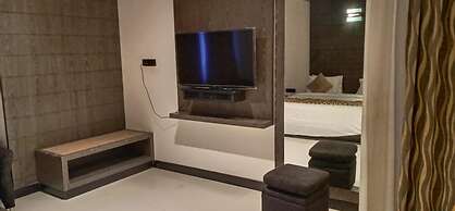 THE CASTELLO RESIDENCY