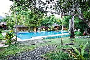 Banlaw Pool & Garden