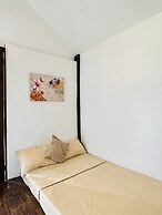 Banlaw Pool & Garden