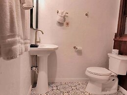 Three Pines Cabins Lodge