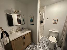 Three Pines Cabins Lodge