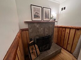 Three Pines Cabins Lodge