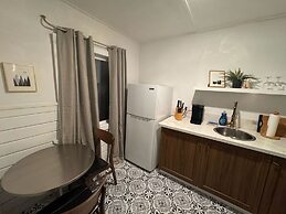 Three Pines Cabins Lodge