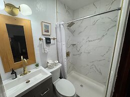 Three Pines Cabins Lodge