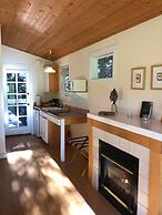 Lopez Farm Cottages & Tent Camping