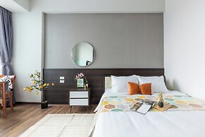 Ivy Luxury Hotel & Apartment