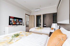 Ivy Luxury Hotel & Apartment