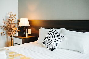 Ivy Luxury Hotel & Apartment