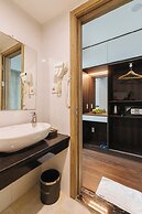 Ivy Luxury Hotel & Apartment