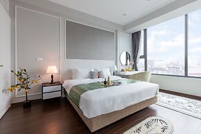 Ivy Luxury Hotel & Apartment