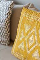 Stylish Apartment Rydygiera by Renters