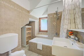 Brighty Rainbow House Garden