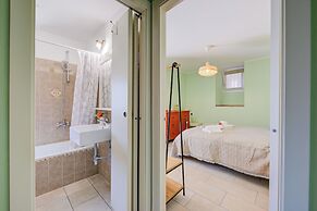 Brighty Rainbow House Garden