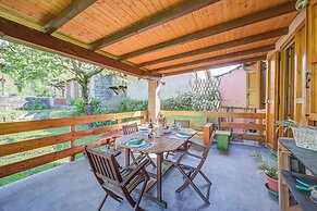 Brighty Rainbow House Garden