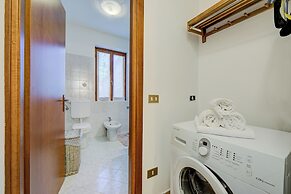 Brighty Rainbow House Garden