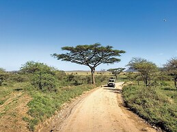 LA'TONNA SAFARI HOTEL