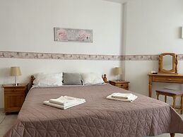 Panorama-apartmentsChantall