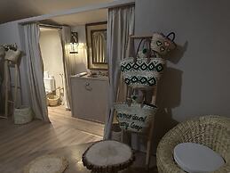 Sanmao Desert Luxury Camp