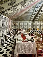 Sanmao Desert Luxury Camp