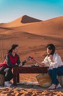 Sanmao Desert Luxury Camp