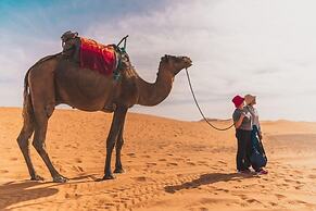 Sanmao Desert Luxury Camp