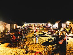 Sanmao Desert Luxury Camp