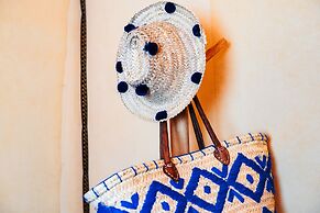 Sanmao Desert Luxury Camp