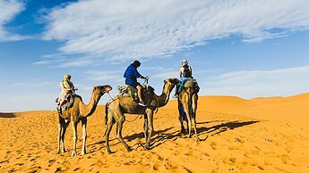 Sanmao Desert Luxury Camp